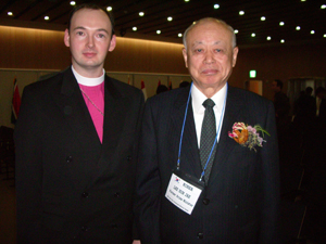 Pope Radislav with former South Korean Prime Minister Lee Hyun Jae